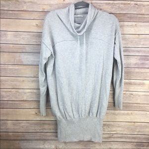 🔸 RESERVED UNTIL 12/29 Athleta Sweater